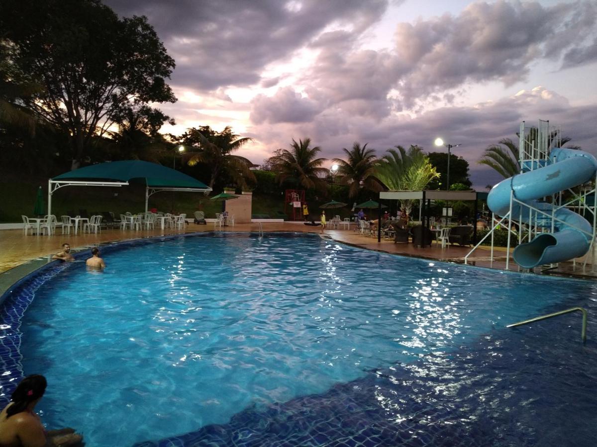 Apartamento Do Lago, Com Churrasqueira Privativa , Cozinha , Internet Banda Larga, Rampa Barco E Jet, Pesqueiro - B101 Калдас-Новас Экстерьер фото