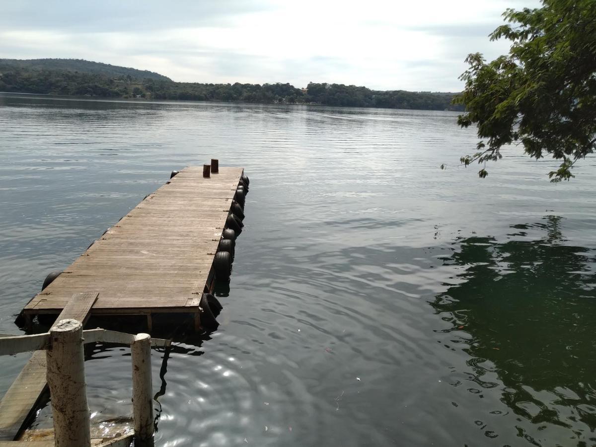Apartamento Do Lago, Com Churrasqueira Privativa , Cozinha , Internet Banda Larga, Rampa Barco E Jet, Pesqueiro - B101 Калдас-Новас Экстерьер фото